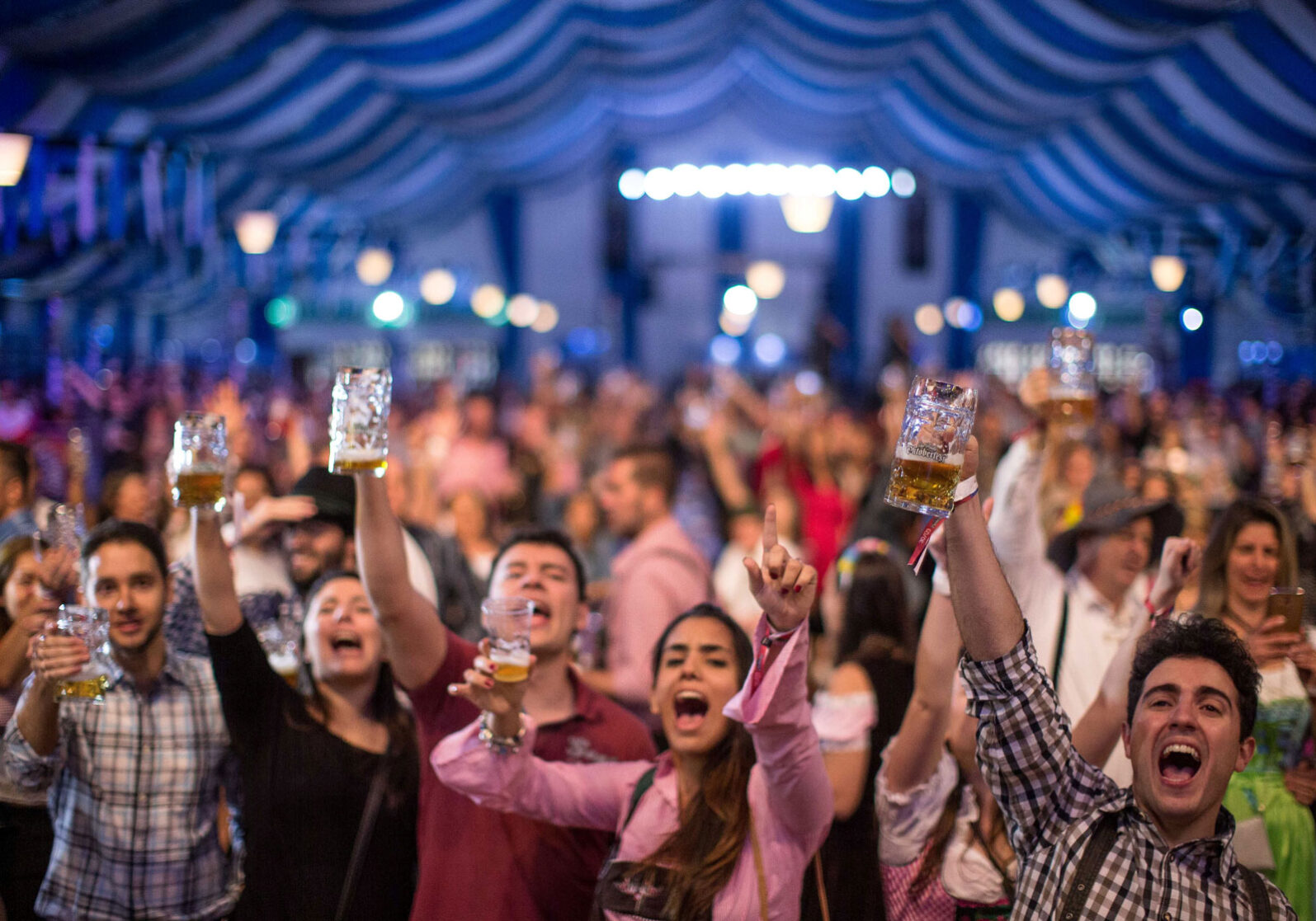 São Paulo Oktoberfest: tradicional festival alemão do calendário paulistano retoma o conceito típico de Munique no Parque Villa Lobos